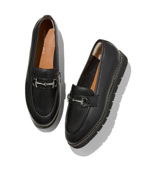 Live in comfort(リブインコンフォート)の「リブ イン コンフォート スニーカーの歩きやすさでローファーのきちんと感!ゆったりソールの防水スニーファー〈ブラック〉(ローファー・レディース・ブラック・6/1/3/4/5/2)」の2枚目の写真