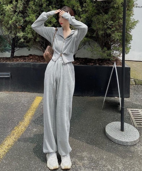 center i（センターアイ）の「ダブルジップスウェットパーカーセットアップ（パーカー・レディース・ピンク/ブラック/グレー・FREE）」の18枚目の写真