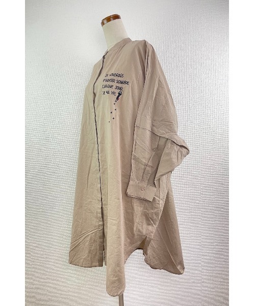 Rydia(リディア)の「オーバーサイズワンピースブラウス(シャツ/ブラウス・レディース・スミクロ/ベージュ/カーキ・M)」の7枚目の写真