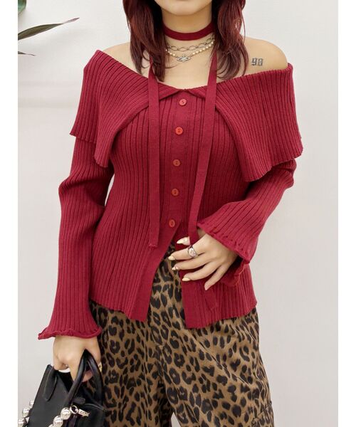 EVRIS(エヴリス)の「チョーカーオフショルニットトップス(ニット/セーター・レディース・ブラック/グリーン/レッド・FREE)」の3枚目の写真