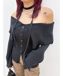 EVRIS（エヴリス）の「チョーカーオフショルニットトップス（ニット/セーター）」