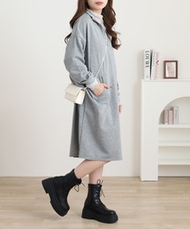 ジップアップ」に該当するレディースのワンピースファッション