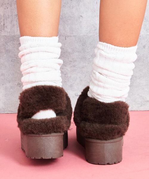 ANAP（アナップ）の「ファーバンド厚底スリッポン（スリッポン・レディース・ライトベージュ/ブラウン・S/LL/L/M）」の6枚目の写真