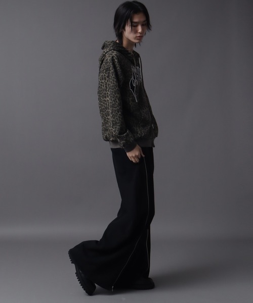 SEQUENZ(シークエンズ)の「【SEQUENZ(シークエンズ)】APPLIQUE APPLIQUE ZIP/P/K(パーカー・メンズ・レオパード/ブラック・S/M/L)」の22枚目の写真