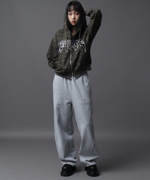 SEQUENZ（シークエンズ）の「【SEQUENZ（シークエンズ）】APPLIQUE APPLIQUE ZIP/P/K（パーカー・メンズ・レオパード/ブラック・S/M/L）」の18枚目の写真