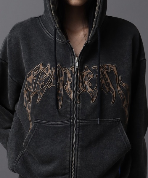 SEQUENZ（シークエンズ）の「【SEQUENZ（シークエンズ）】APPLIQUE APPLIQUE ZIP/P/K（パーカー・メンズ・レオパード/ブラック・S/M/L）」の5枚目の写真