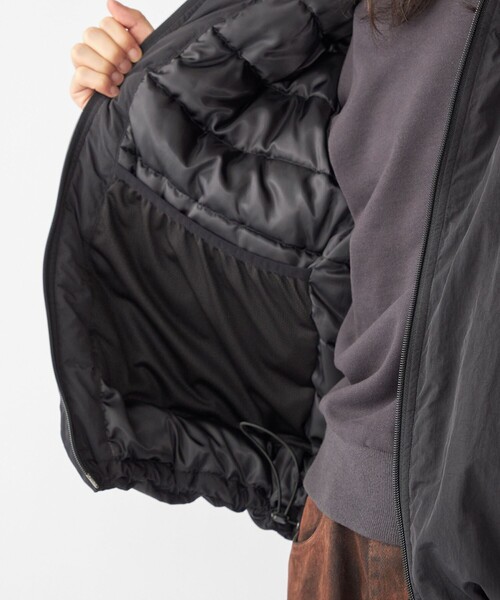 SHIPS(シップス)の「SHIPS: THERMOLITE(R) パデッド リブ ジャケット(その他アウター・メンズ・ネイビー/ブラック/オリーブ・SMALL/MEDIUM/LARGE/X-LARGE)」の13枚目の写真