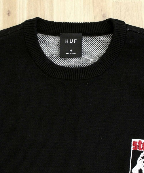 HUF（ハフ）の「ブラックモーゼスニットセーター HUF X ISAAC HAYES