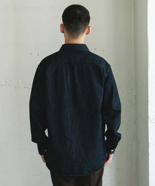 URBAN RESEARCH DOORS（アーバンリサーチドアーズ）の「デニムレギュラーカラーシャツ（シャツ/ブラウス・メンズ・ワンウォッシュ/ブルー系その他・LARGE/MEDIUM）」の17枚目の写真