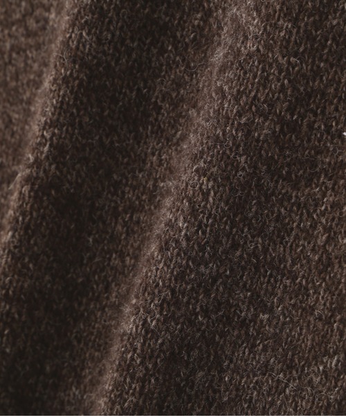 MARGARET HOWELL（マーガレットハウエル）の「YAK WOOL CASHMERE BLEND（ニット/セーター・メンズ・ナチュラル/ブラウン・LARGE/MEDIUM）」の4枚目の写真