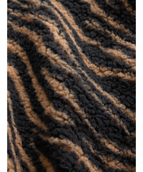 GAP(ギャップ)の「ボア リラックスフィット ジップアップパーカー (キッズ)(パーカー・キッズ・その他/ブラック・110cm/120cm/130cm/140cm/150cm/160cm)」の9枚目の写真