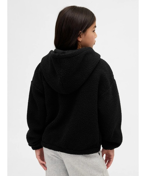GAP(ギャップ)の「ボア リラックスフィット ジップアップパーカー (キッズ)(パーカー・キッズ・その他/ブラック・110cm/120cm/130cm/140cm/150cm/160cm)」の6枚目の写真