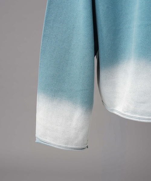 MAISON SPECIAL（メゾンスペシャル）の「《UNISEX》Gradation Short Length Prime-Over V-Neck Knit Pullover/グラデーションショートレングスプライムオーバーVネックニットプルオーバー【MAISON SPECIAL/メゾンスペシャル】（ニット/セーター・メンズ・ピンク/ライトブルー/ブラック・0/1/2）」の10枚目の写真