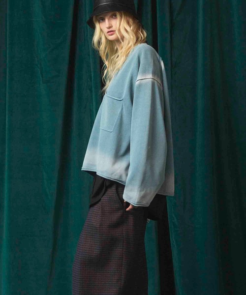 UNISEX》Gradation Short Length Prime-Over V-Neck Knit Pullover