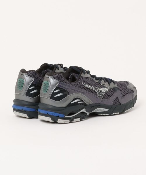 MIZUNO(ミズノ )の「mizuno ミズノ WAVE RIDER 10【軽量】メンズスニーカー(ウエーブライダー10)(スニーカー・メンズ・ブラック×ブラック/ブラック×ブルー・27.0cm/27.5cm/25.5cm/26.0cm/28.0cm/26.5cm)」の3枚目の写真