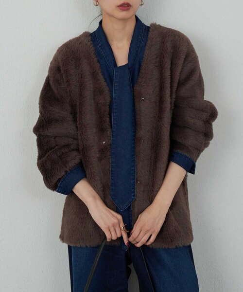 GALLARDAGALANTE（ガリャルダガランテ）の「【2WAY】フェザーヤーンカーデ（カーディガン/ボレロ・レディース・ライトグレー/ブラウン/アイボリー・FREE）」の17枚目の写真