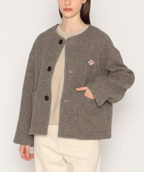 DANTON(ダントン)の「WOMEN'S WOOL LIGHT PILE COLLARLESS JACKET(ノーカラーコート・レディース・グレー/ネイビー/ベージュ/ベージュ系その他・38/36/34)」の4枚目の写真
