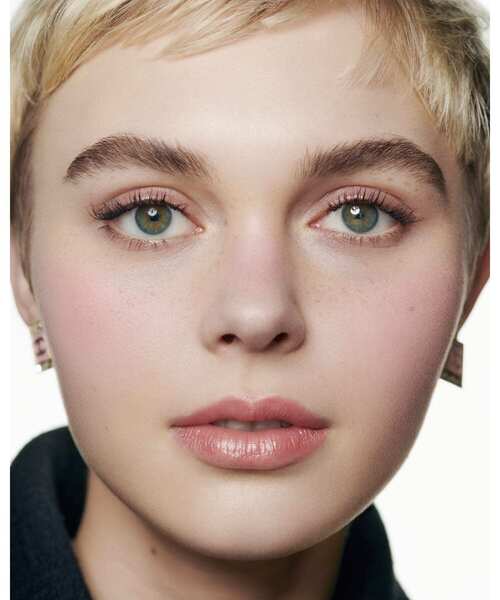 CHANEL（シャネル）の「レ シーニュ ドゥ シャネル チークカラー＆ハイライター デュオ（チーク・レディース・998 ペッシュ ルミエール/997 ローズ ルミエール・FREE）」の6枚目の写真