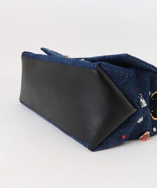 TRINKET CHARM DENIM LARGE DUAL BAG/ザ トリンケット チャーム デニム
