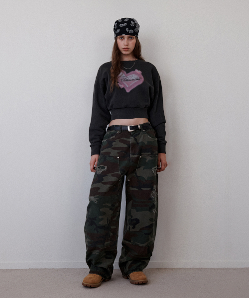 Retriever Club（レトリーバークラブ）の「HEART CROP CREWNECK [PIGMENT BLACK]（スウェット・レディース・その他・SMALL/MEDIUM）」の8枚目の写真