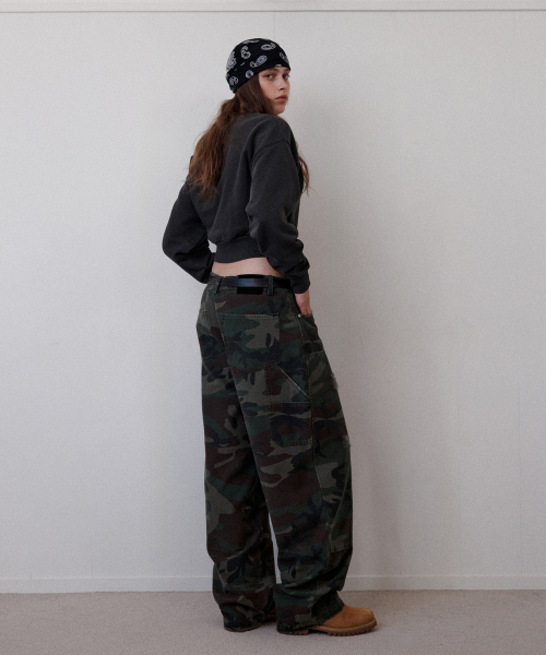 Retriever Club（レトリーバークラブ）の「HEART CROP CREWNECK [PIGMENT BLACK]（スウェット・レディース・その他・SMALL/MEDIUM）」の10枚目の写真