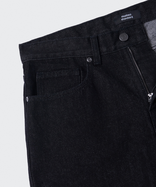 MUSINSA STANDARD（ムシンサスタンダード）の「レギュラーフィットデニムパンツ [ロー ブラック]（デニムパンツ・メンズ・その他・26/27/28/29/30/31/32/33/34/36/38/40/42）」の6枚目の写真