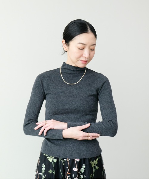 DOLLUPOOPS(ドールアップウップス)の「ソフトタッチハイネックニット(ニット/セーター・レディース・ブラック/チャコールグレー/オフホワイト・FREE)」の14枚目の写真