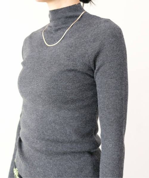 DOLLUPOOPS(ドールアップウップス)の「ソフトタッチハイネックニット(ニット/セーター・レディース・ブラック/チャコールグレー/オフホワイト・FREE)」の17枚目の写真