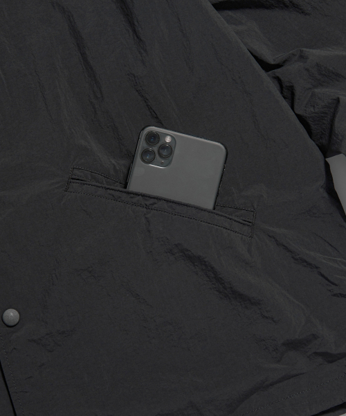 ESPIONAGE(エスピオナジ)の「OCE Logo Coach Jacket Black(ナイロンジャケット・レディース・その他・MEDIUM/LARGE/X-LARGE)」の7枚目の写真