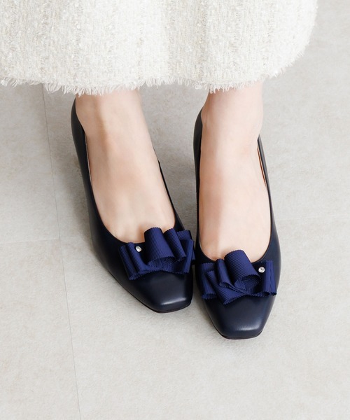 卑弥呼（ヒミコ）の「【卑弥呼】【撥水】リボンモチーフパンプス（パンプス・レディース・ブラック/ライトグレー/ネイビー・21.5cm/22.0cm/22.5cm/23.0cm/23.5cm/24.0cm/24.5cm/25.0cm/25.5cm/26.0cm/26.5cm）」の3枚目の写真