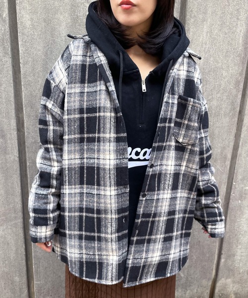 CRB(シーアールビー)の「裏ボアチェックシャツ(シャツ/ブラウス・レディース・レッド/キャメル/ネイビー/ブラック/ブルー・F)」の17枚目の写真