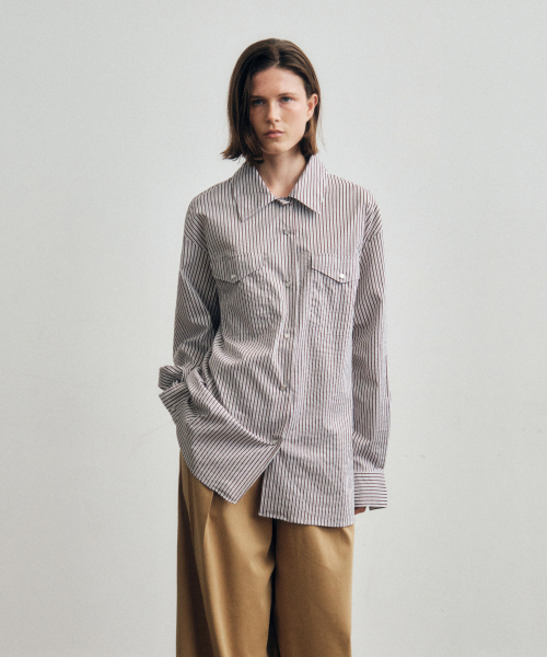 CITTA（シータ）の「Pearl Button Stripe Over Shirt_CTT385(Burgundy)（シャツ/ブラウス・レディース・バーガンディー・FREE）」の2枚目の写真