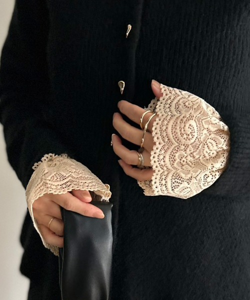 Kotoe（コトエ）の「ストレッチレース 付け袖 ショートアームカバー（アームカバー・レディース・ベージュ/ブラック/ホワイト・FREE）」の3枚目の写真