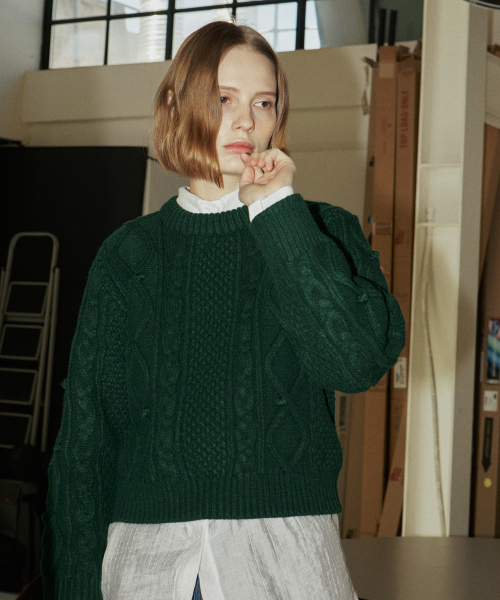 YUPPE（ヨッペ）の「BELL CABLE KNIT_GREEN（ニット/セーター・レディース・その他・FREE）」の2枚目の写真