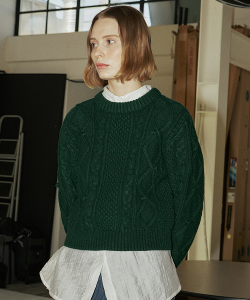 YUPPE（ヨッペ）の「BELL CABLE KNIT_GREEN（ニット/セーター・レディース・その他・FREE）」の3枚目の写真