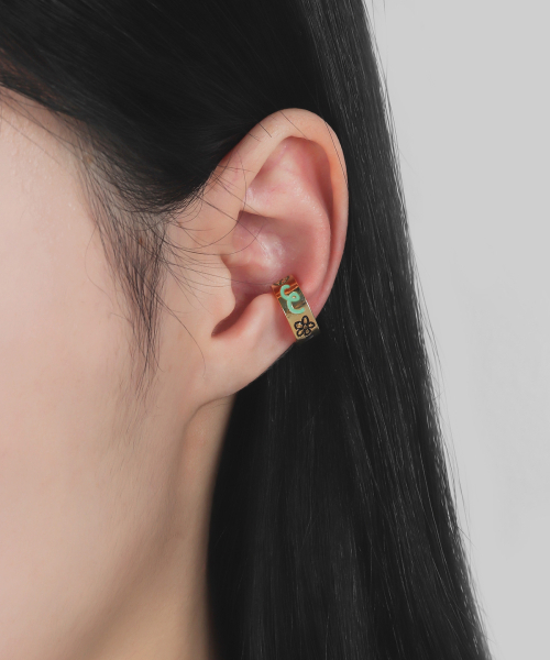 NONENON（ノンノン）の「DOODLE EARCUFF(5mm) SILVER925(18K GOLD PLATED)（ピアス（両耳用）・レディース・その他・FREE）」の6枚目の写真