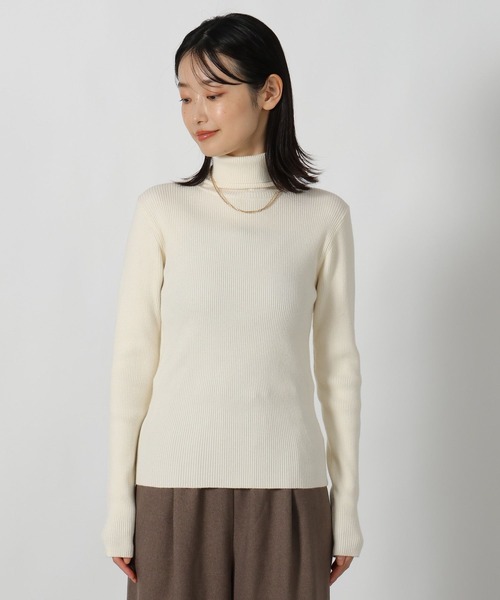 LAKOLE（ラコレ）の「12ゲージリブタートルニットプルオーバー / 634869（ニット/セーター・レディース・ブラウン/アイボリー/ブラック/チャコールグレー/レッド・FREE）」の17枚目の写真