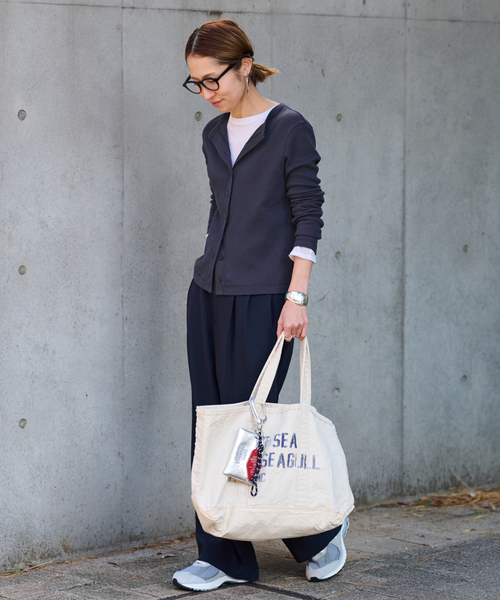 FRAMeWORK（フレームワーク）の「≪WEB限定 / 追加≫SEUVAS 別注キャンバストート L 2（トートバッグ・レディース・アイボリー・FREE）」の15枚目の写真