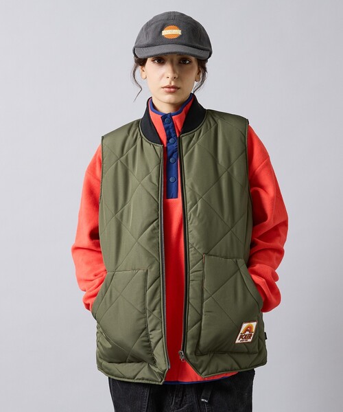 POLeR（ポーラー）の「【POLER/ポーラー】DIAMOND QUILTED VEST/キルティング/ワーク/ユニセックス【WEB限定】（ブルゾン・メンズ・カーキ/ブラック・L/M）」の4枚目の写真