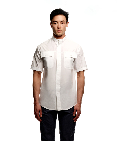 SOLEW(ソル)の「チャイナヒドンボタン半袖シャツ_ホワイト(シャツ/ブラウス・メンズ・その他・SMALL/MEDIUM/LARGE/X-LARGE)」の2枚目の写真
