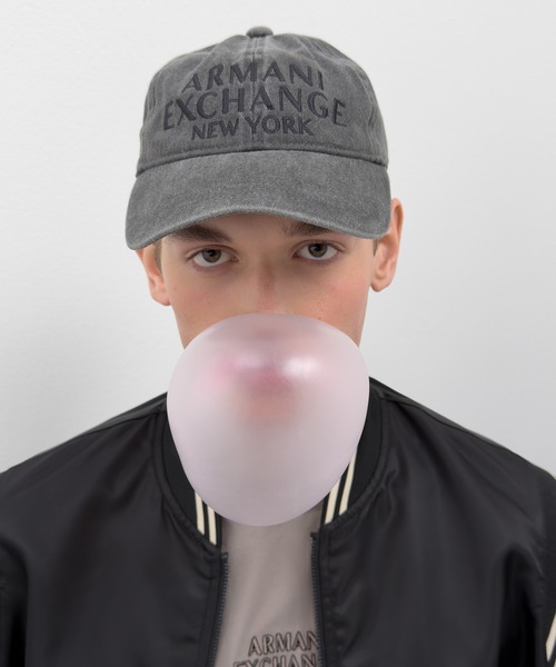 ARMANI EXCHANGE(アルマーニエクスチェンジ)の「【A|X アルマーニ エクスチェンジ】AXロゴ ヴィンテージライク キャップ(キャップ・メンズ・ブラック・FREE)」の4枚目の写真