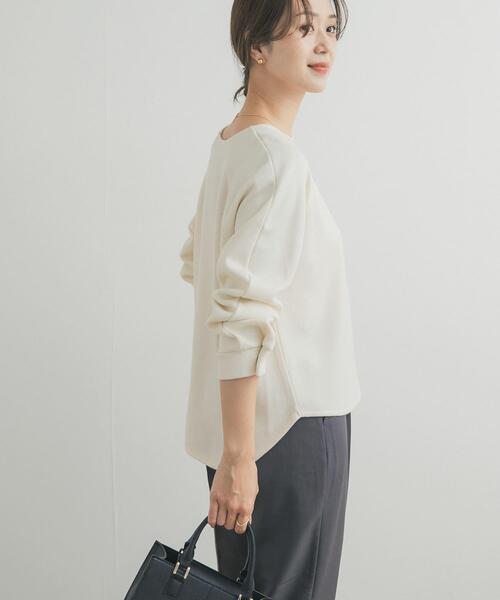 URBAN RESEARCH DOORS(アーバンリサーチドアーズ)の「カーブスリーブプルオーバー(Tシャツ/カットソー・レディース・ネイビー/イエロー/オフホワイト・FREE)」の5枚目の写真