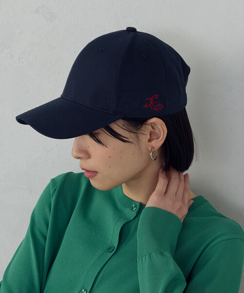 COMME CA ISM（コムサイズム）の「ロゴ刺繍キャップ（キャップ・レディース・ベージュ/ネイビー/チャコール・FREE）」の3枚目の写真