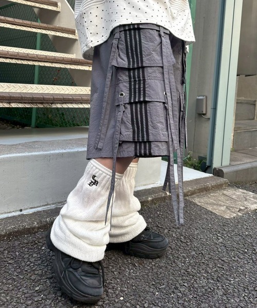 Candy Stripper（キャンディストリッパー）の「8 POCKETS NYLON HALF パンツ（その他パンツ・レディース・オレンジ/グレー/ブラック・FREE）」の15枚目の写真