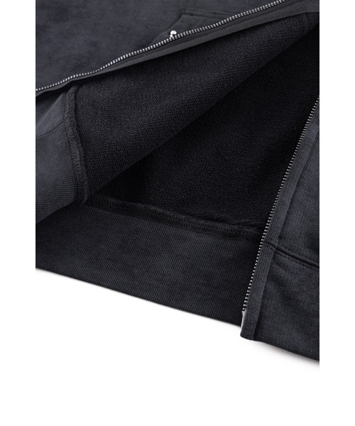 UNKNOWN LONDON(アンノウン・ロンドン)の「ジップフーディ|Dagger Cross Leather Patch Zip Hoodie|Unknown London(パーカー・メンズ・グレー/ブラック・MEDIUM/SMALL/X-LARGE/LARGE)」の15枚目の写真