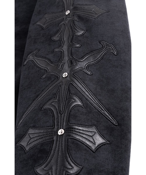 UNKNOWN LONDON(アンノウン・ロンドン)の「ジップフーディ|Dagger Cross Leather Patch Zip Hoodie|Unknown London(パーカー・メンズ・グレー/ブラック・MEDIUM/SMALL/X-LARGE/LARGE)」の11枚目の写真