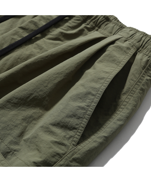 MOIF（モイフ）の「[SS25] オーバーミル 6P ショーツ / フォリッジグリーン（その他パンツ・メンズ・その他・S/M/L）」の5枚目の写真