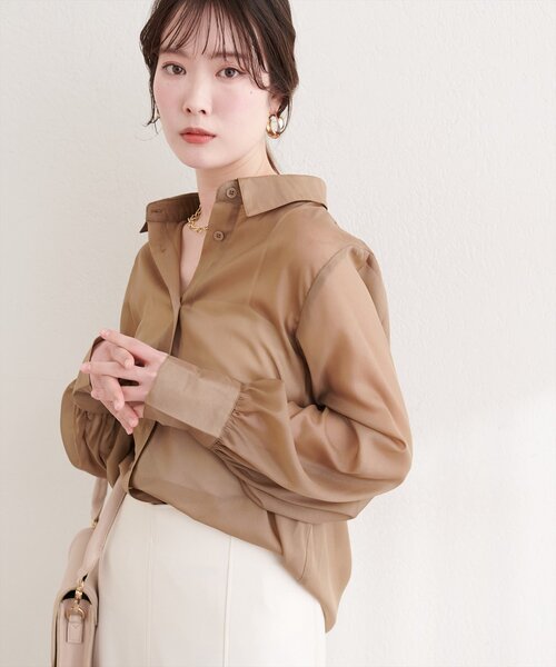 natural couture(ナチュラルクチュール)の「〈osono〉ビスチェ+シャツSET(シャツ/ブラウス・レディース・アイボリー/ピンク/モカ/サックスブルー・FREE)」の2枚目の写真