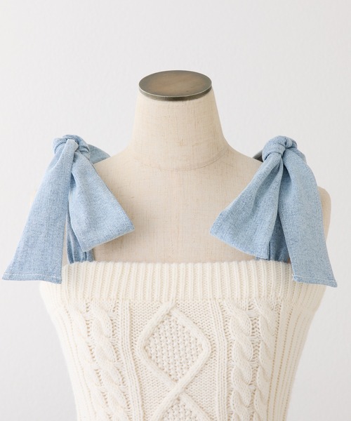 one after another NICE CLAUP（ワンアフターアナザーナイスクラップ）の「【Denim Collection】肩リボンニットビスチェ（その他トップス・レディース・アイボリー/ベージュ/杢グレー・FREE）」の4枚目の写真