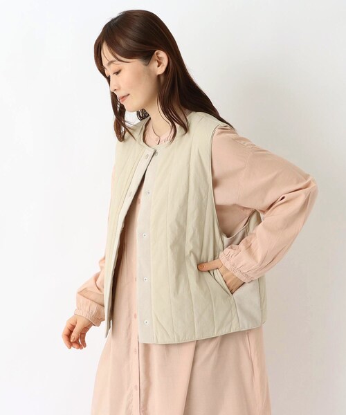 one'sterrace(ワンズテラス)の「撥水ワッシャー リバーシブルベスト(その他アウター・レディース・ベージュ系その他7/グレー系その他7/オリーブ系3・02)」の3枚目の写真